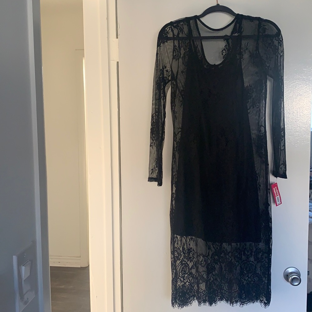 Beautiful black lace midi dress - brand new